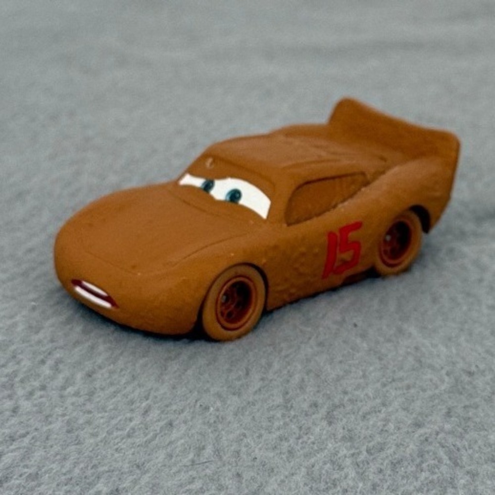 Disney Pixar Cars Diecast Mud Muddy Lightning McQueen Chester Whipplefilter